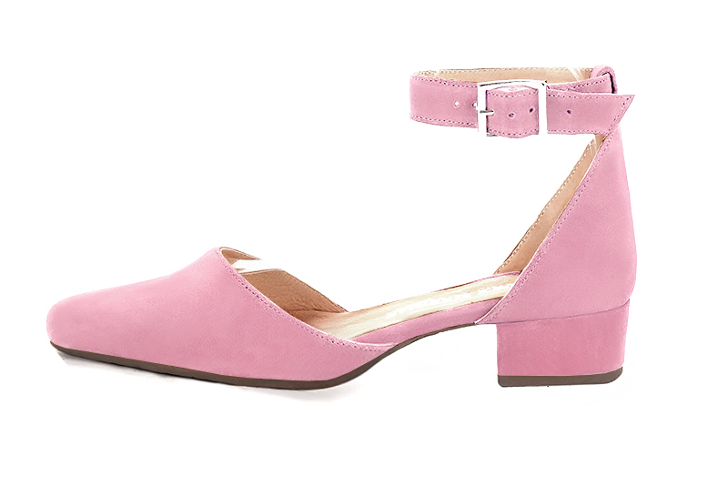 Carnation pink women's open side shoes, with a strap around the ankle. Round toe. Low block heels. Profile view - Florence KOOIJMAN